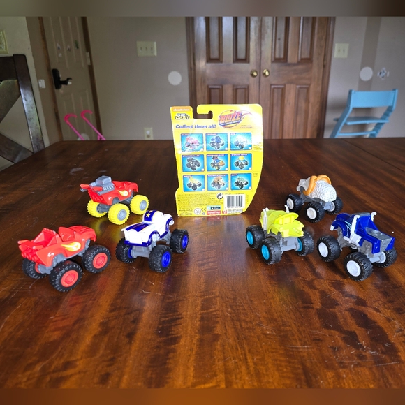 Blaze and The Monster Machine Die Cast Set of 7 Vehicles:1 NIB-Mammoth, 6-VGUC - Picture 6 of 16